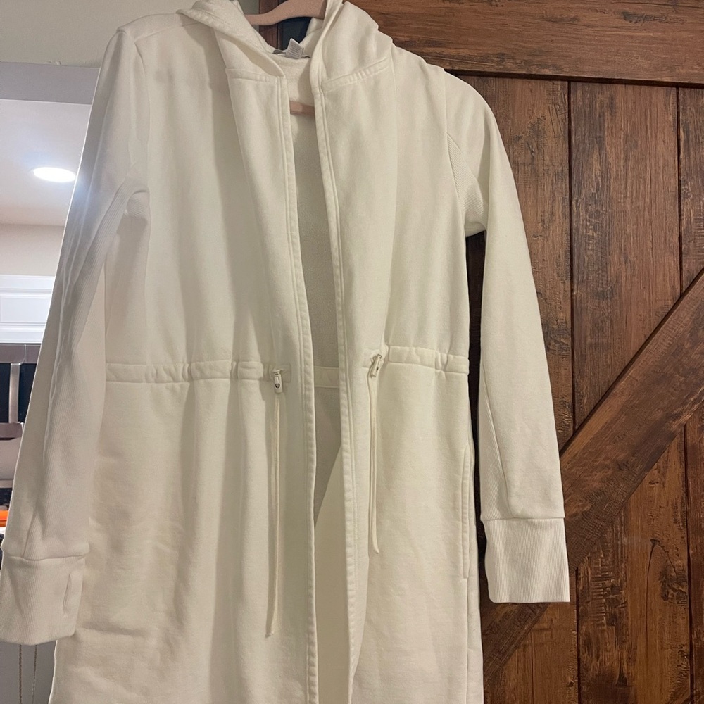 Beyond Yoga sweater size small